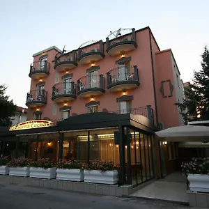 Santa Cecilia Hotel